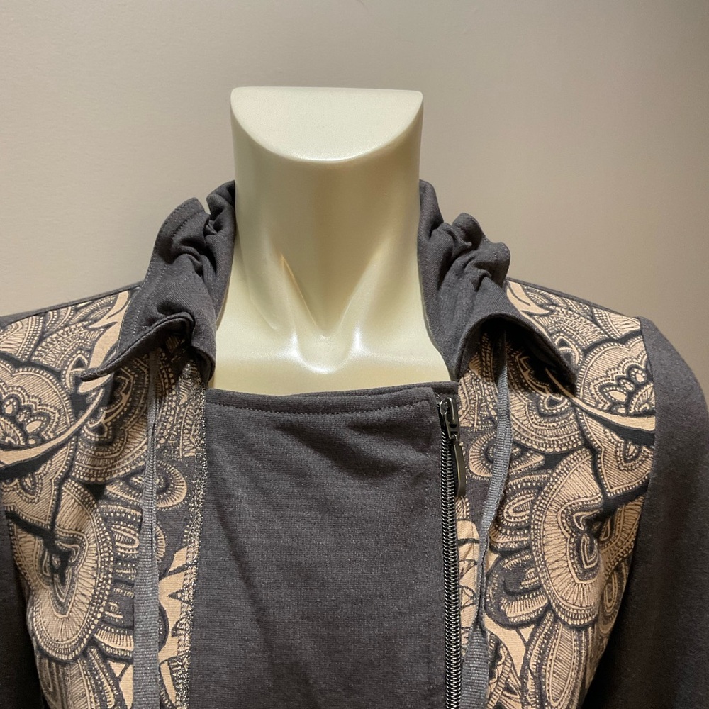 Embellished jacket - Picture 5 of 8